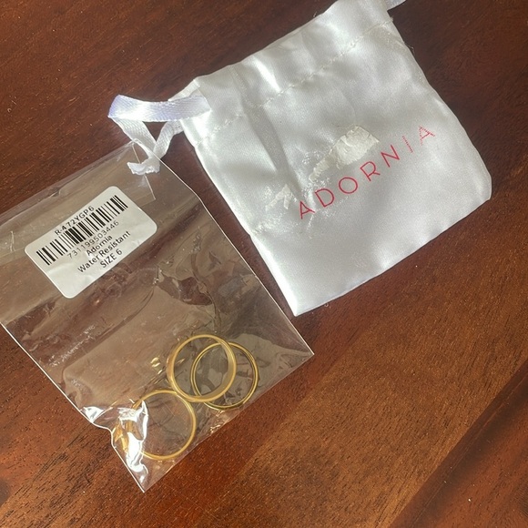 ADORNIA Water Resistant Mixed Band Stackable Ring Set 3pcs Size 6 - Picture 3 of 5